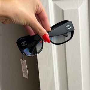 CHANEL Glossy Black Sunglasses
